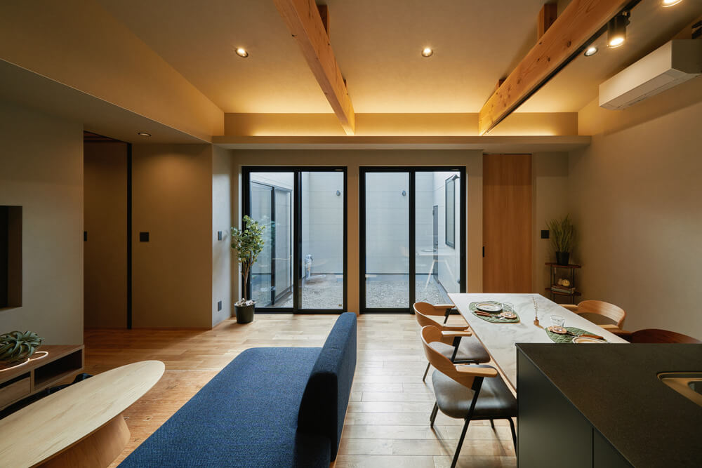 理想と機能美を叶えた平屋×中庭